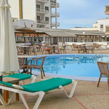 Pinos Playa Hotel